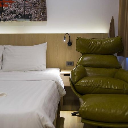 בנגקוק Sakura Sky Residence מראה חיצוני תמונה