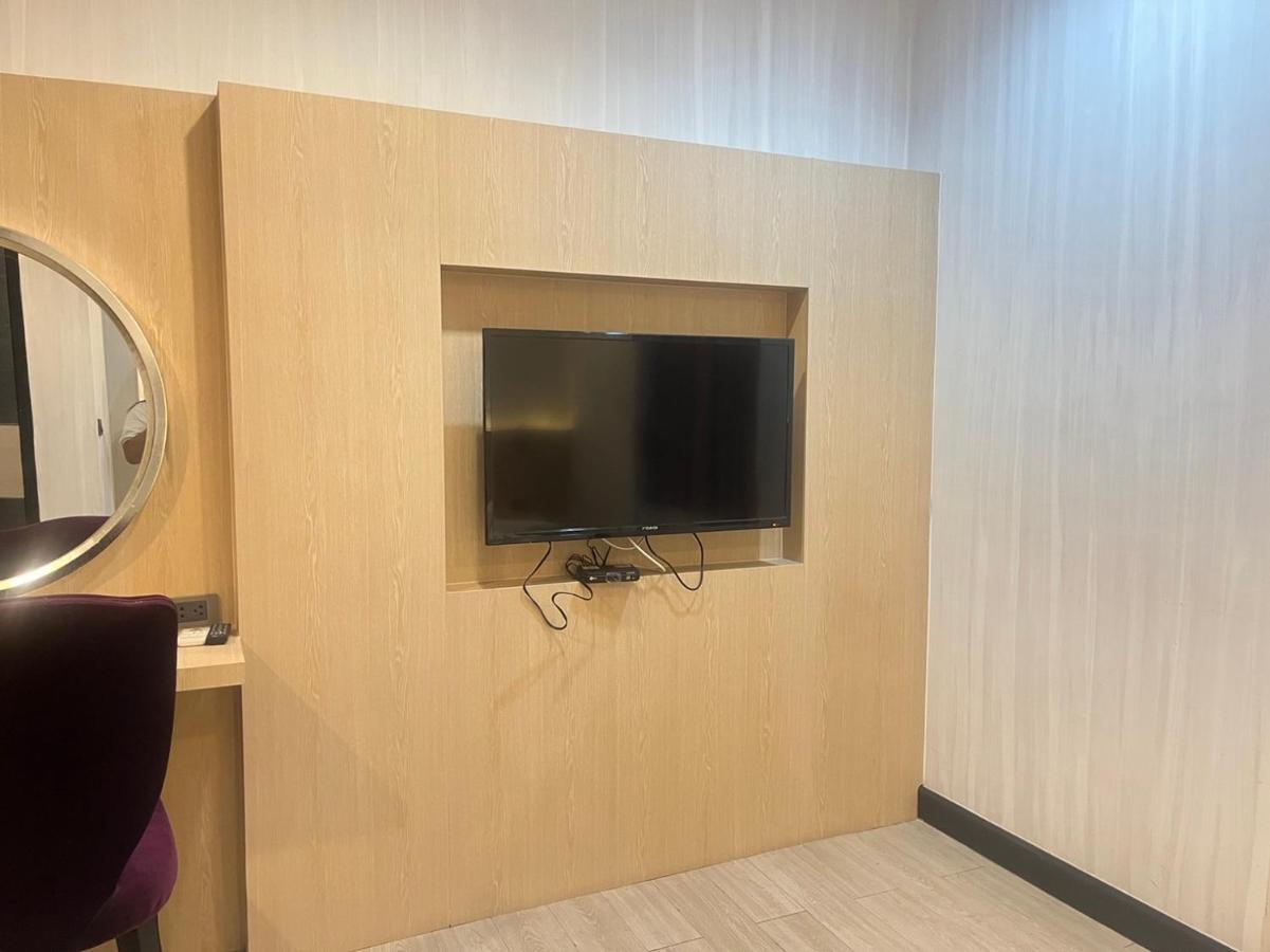 בנגקוק Sakura Sky Residence מראה חיצוני תמונה