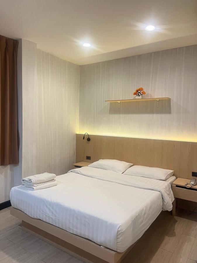 בנגקוק Sakura Sky Residence מראה חיצוני תמונה